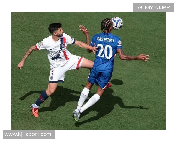 切尔西逆袭巴黎圣日耳曼6-2争议判罚引发全场热议